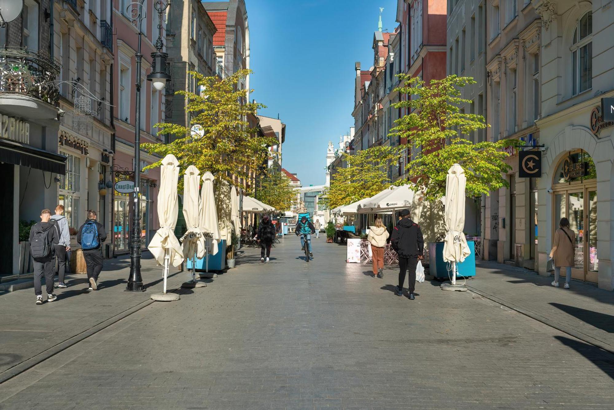 Sunny In The Heart Of Old Town By Renters * Poznań