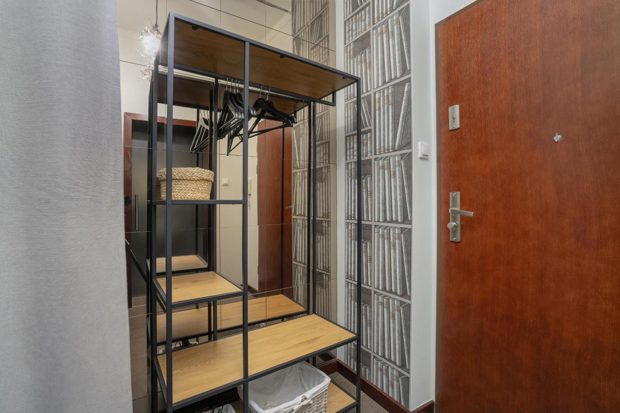Apartamento Sunny In The Heart Of Old Town By Renters